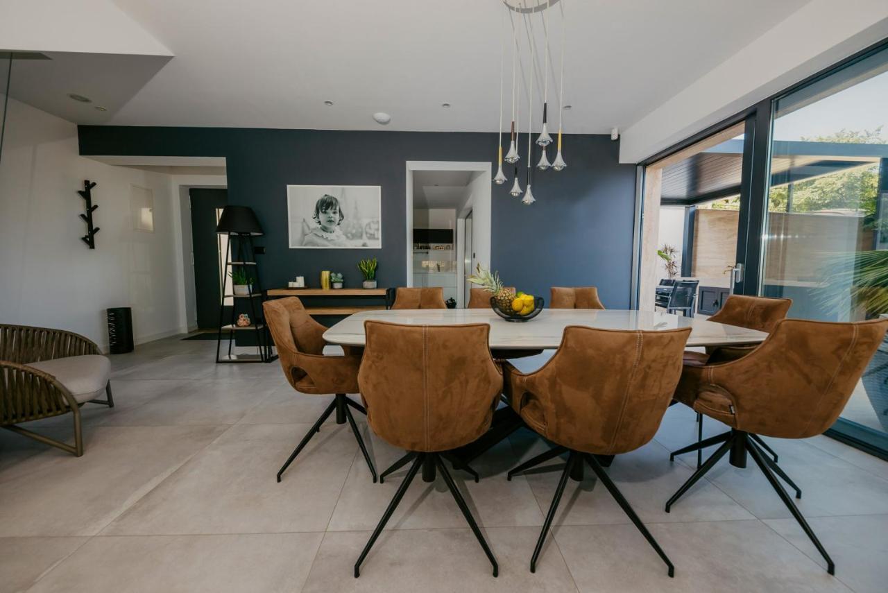 טרוגיר Villa Bloomhill Escape מראה חיצוני תמונה